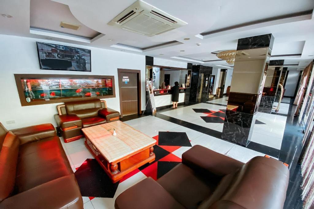 Lucky Star Hotel Nagoya Eksteriør billede